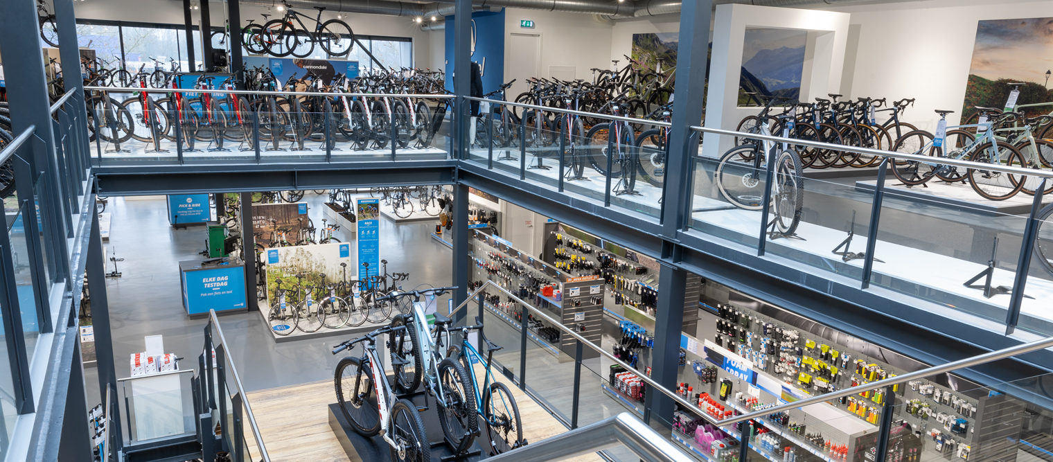Mantel Superstore - De fietsenwinkel van Arnhem