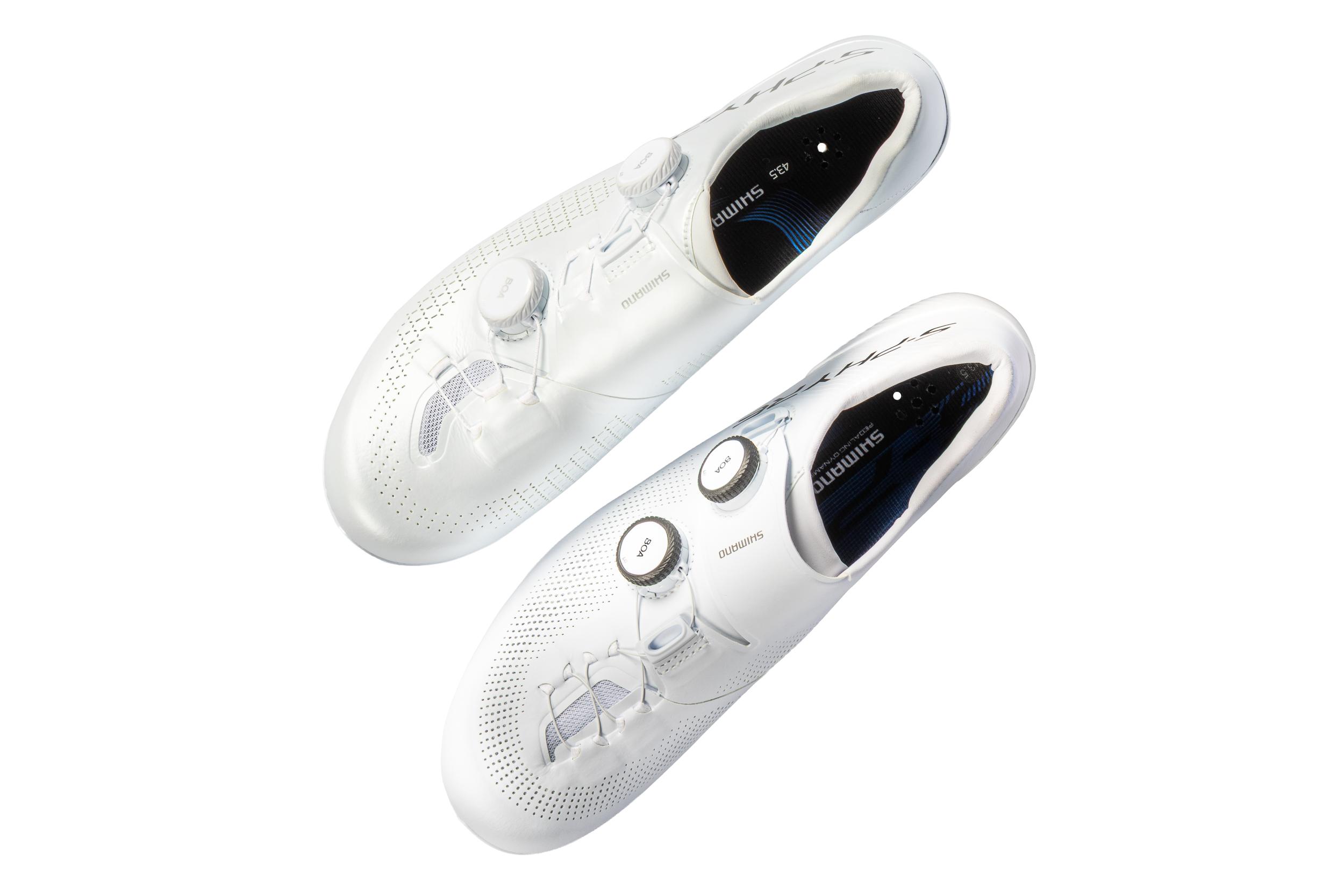 RC910 vs RC903 hoeveel breder is de nieuwe schoen?