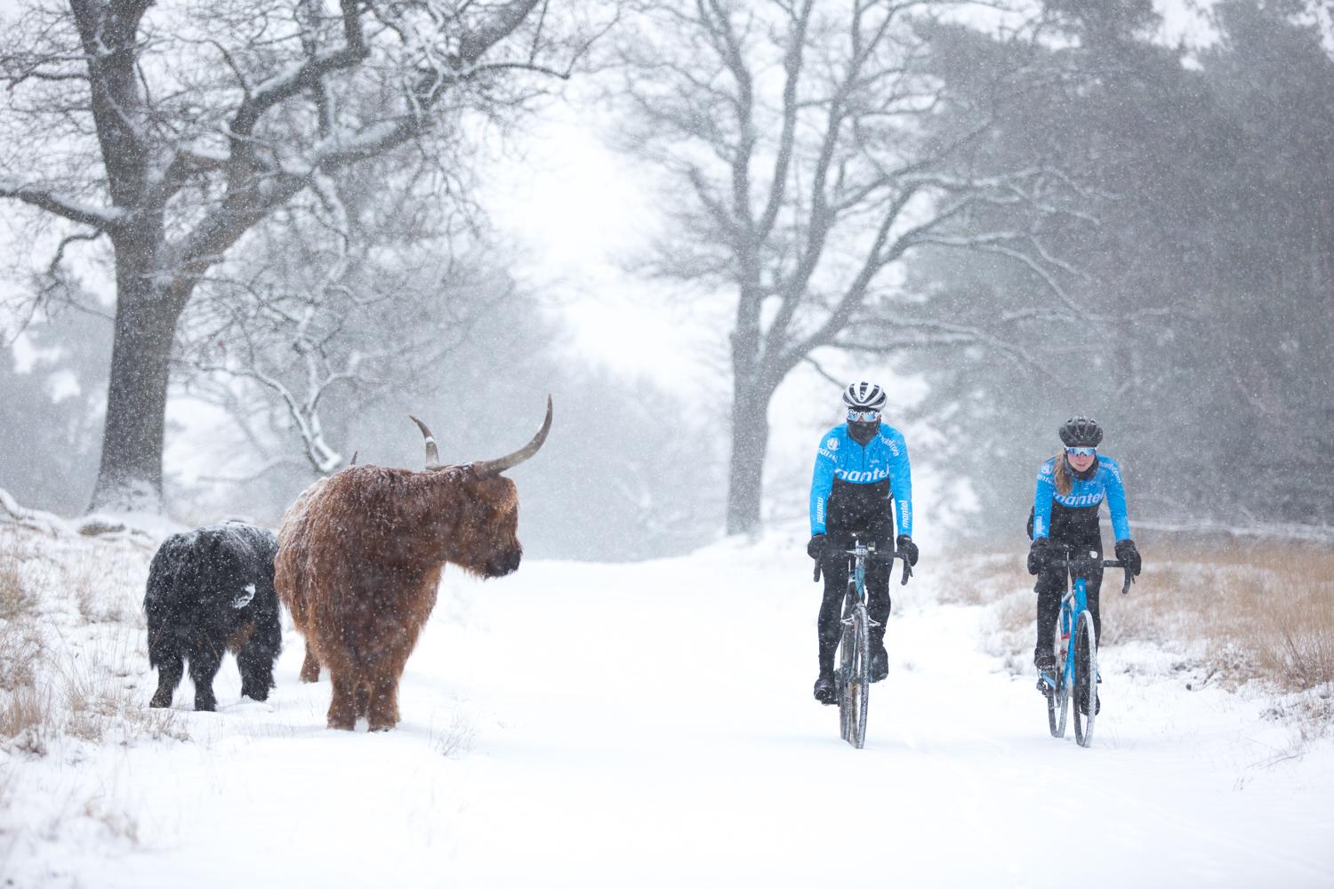 Winterafbeelding Mantel fietsers