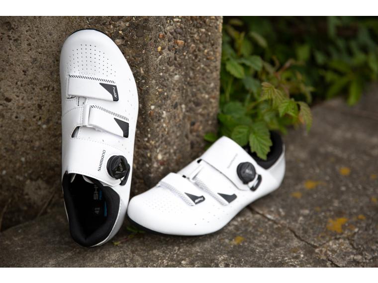 Buy Shimano Cycling Shoes | Mantel