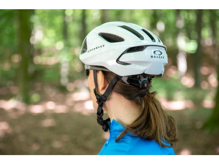 Oakley ARO3 Lite Road Bike Helmet - Mantel