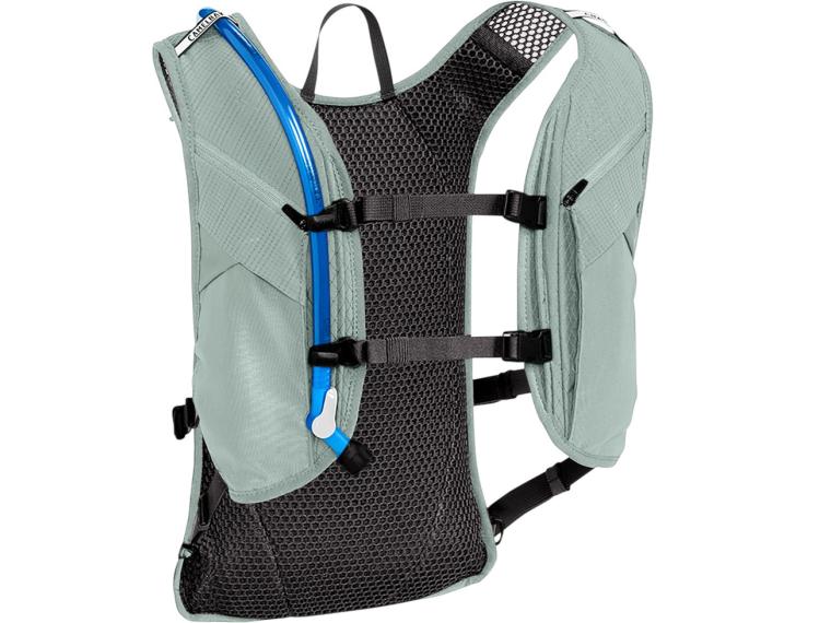 Camelbak Chase Adventure 8 Hydration Pack Black