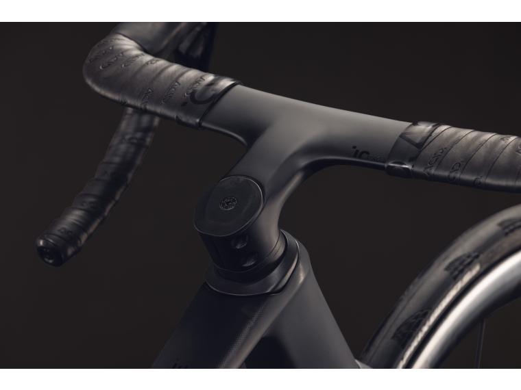 Cube Agree C:62 Pro Carbon´n´Black