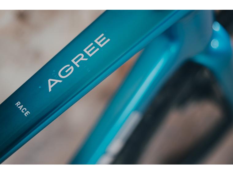 Cube Agree C:62 Race Chromeblue´n´Liquidblue