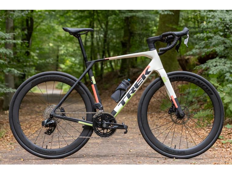 Trek Domane SL 6 AXS Gen 5