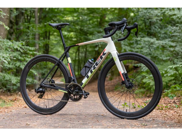 Trek Domane SL 6 AXS Gen 5