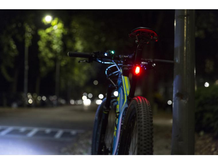 LEZYNE Fahrrad-Rücklicht KTV Drive LED schwarz